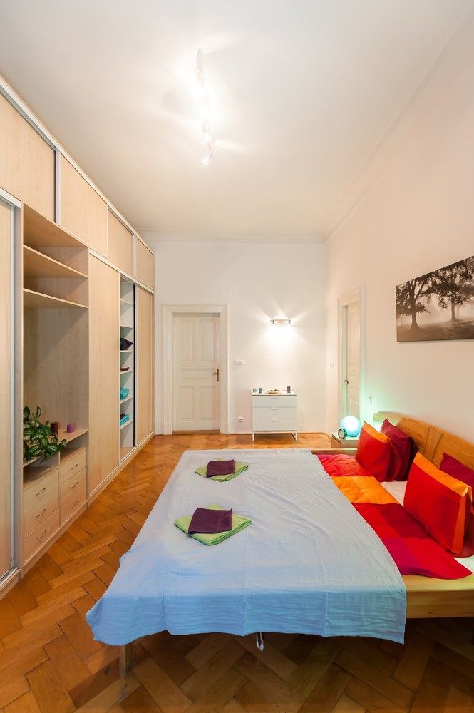 Prague Hostel Na Smetance מראה חיצוני תמונה